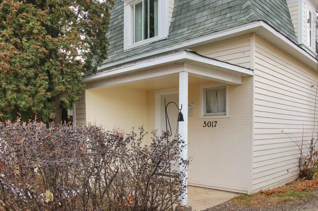 5017 49a Street Sedgewick AB T0B 4C0