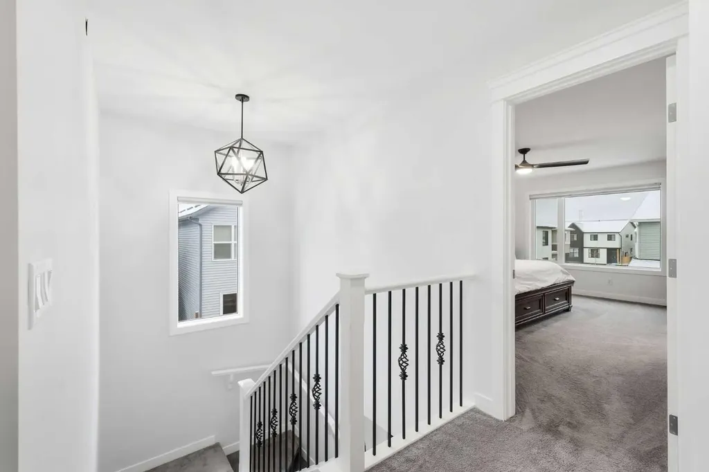 55 Hotchkiss Row SE Calgary AB T3S 0J5
