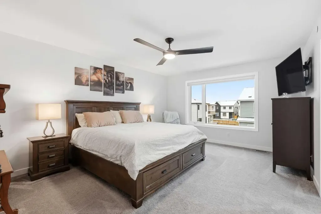 55 Hotchkiss Row SE Calgary AB T3S 0J5