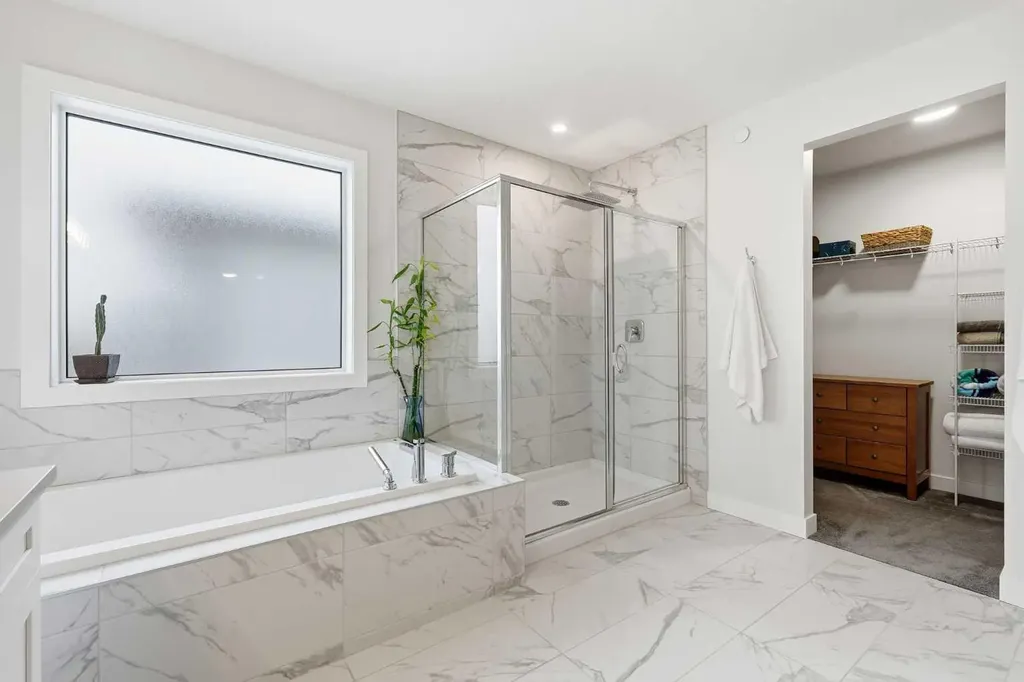 55 Hotchkiss Row SE Calgary AB T3S 0J5