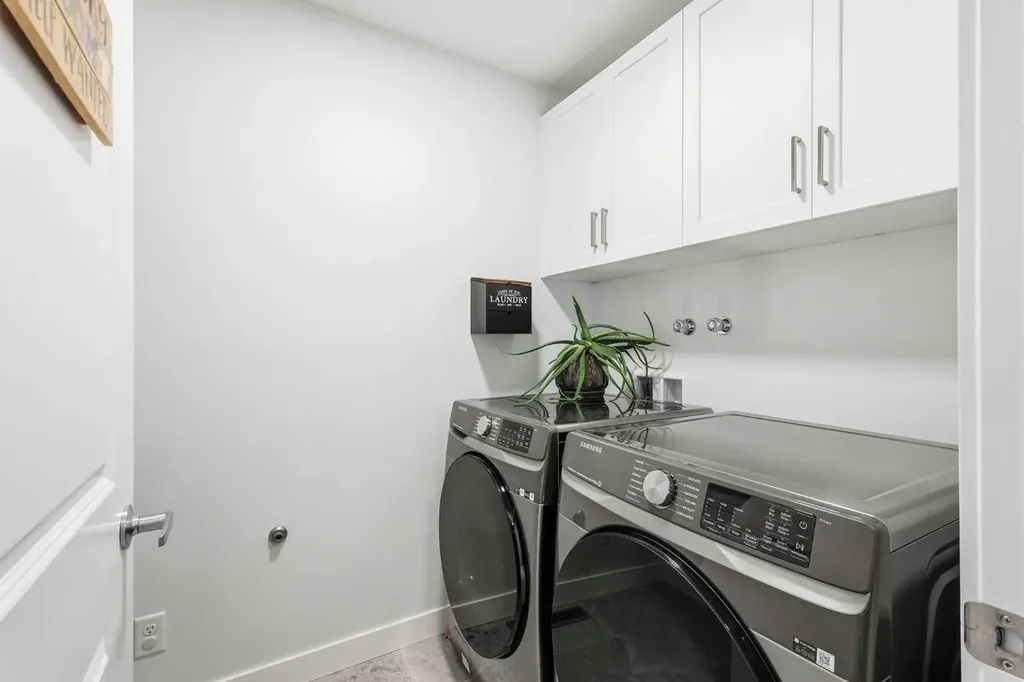 55 Hotchkiss Row SE Calgary AB T3S 0J5