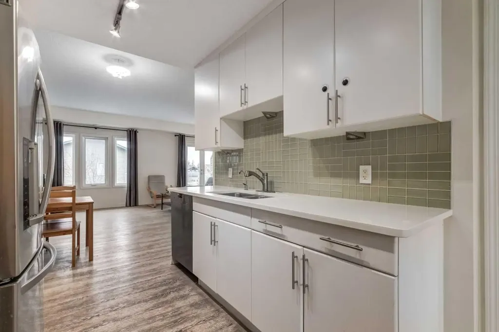 64 Auburn Bay Close SE Calgary AB T3M 0Y5