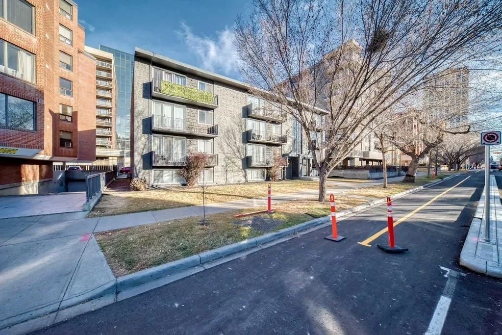 620 15 Avenue SW Calgary AB T2R 0R5