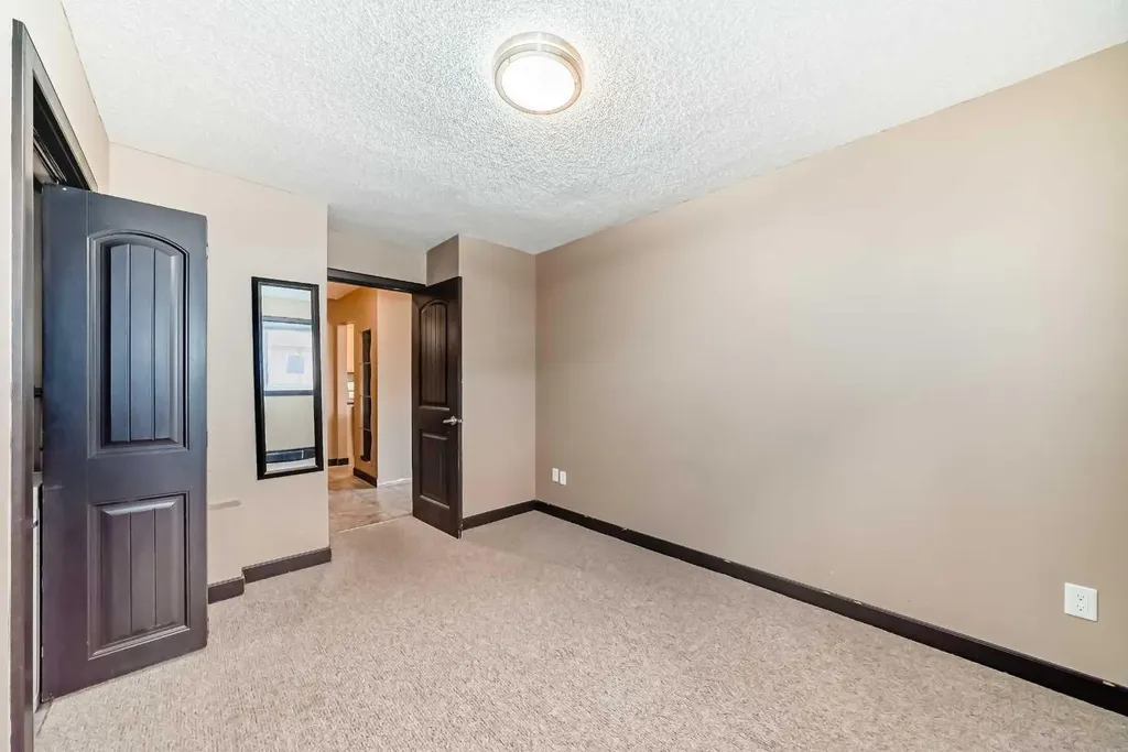 620 15 Avenue SW Calgary AB T2R 0R5