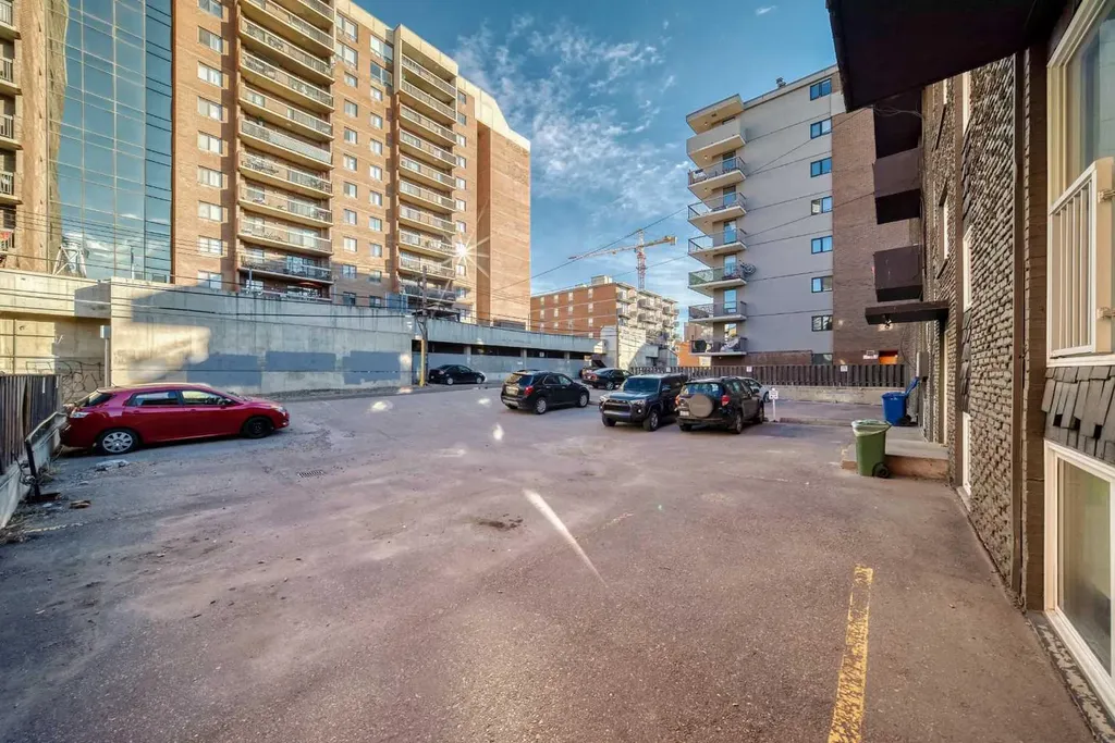 620 15 Avenue SW Calgary AB T2R 0R5