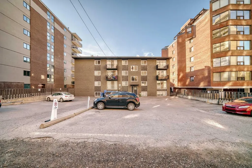 620 15 Avenue SW Calgary AB T2R 0R5