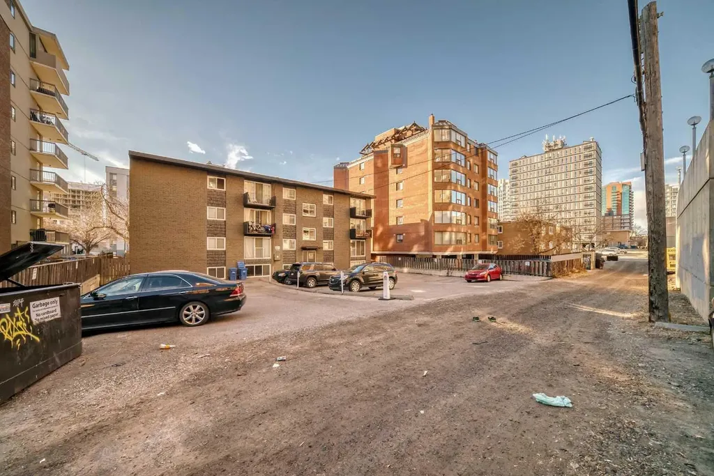 620 15 Avenue SW Calgary AB T2R 0R5