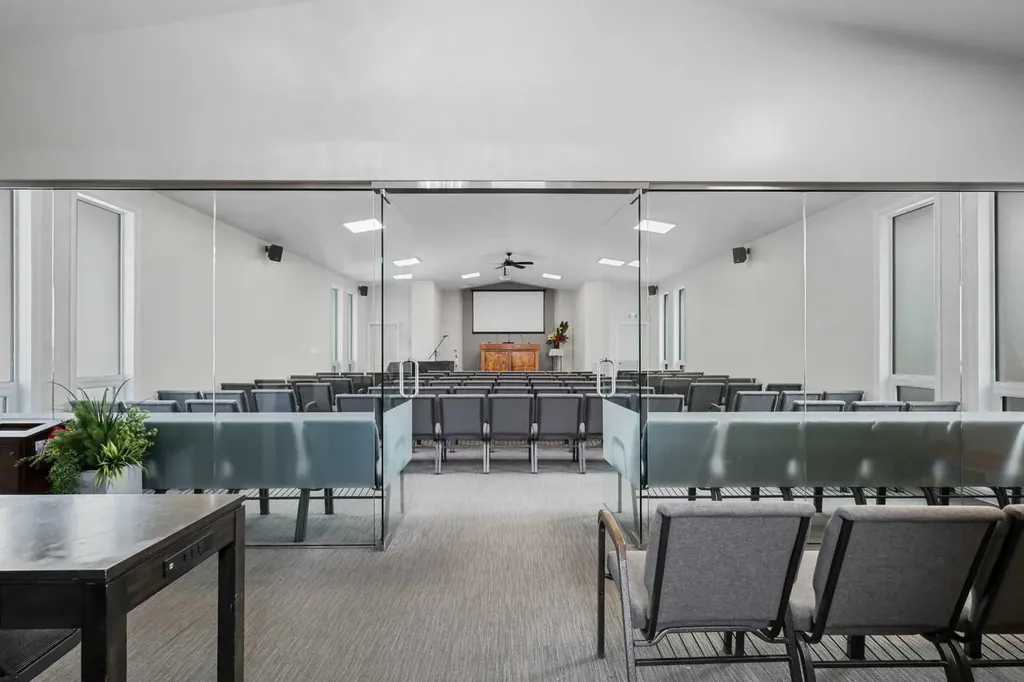 232 8a Street NE Calgary AB T2E 4J1