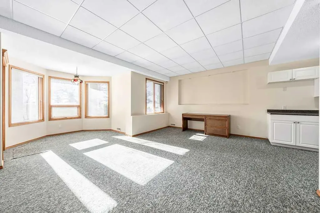 109 Lakeside Greens Drive Chestermere AB T1X1B9