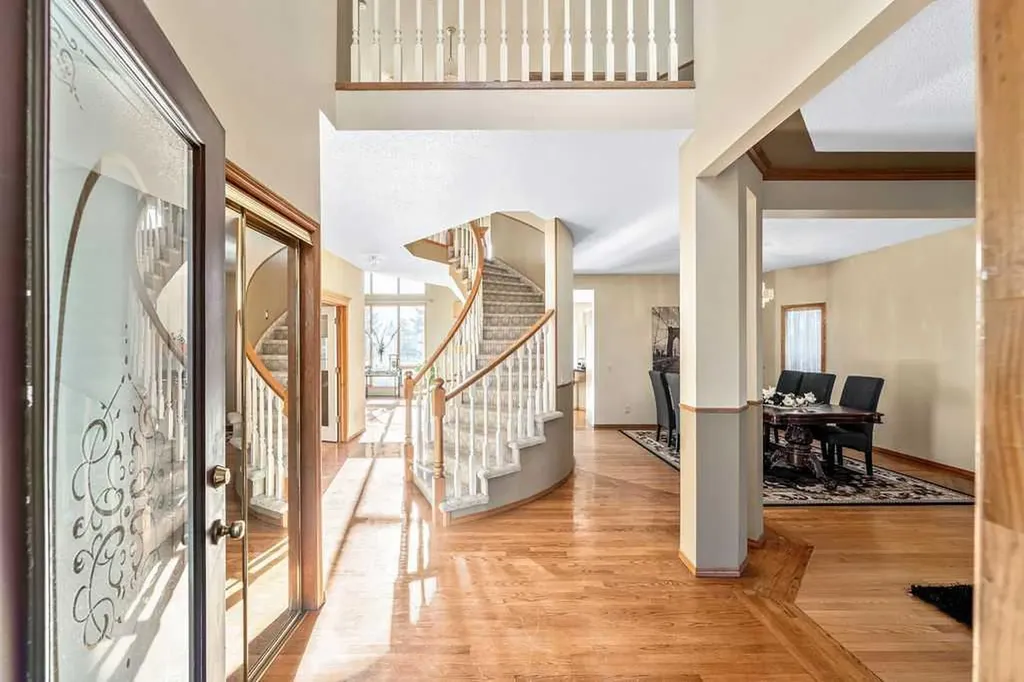 109 Lakeside Greens Drive Chestermere AB T1X1B9