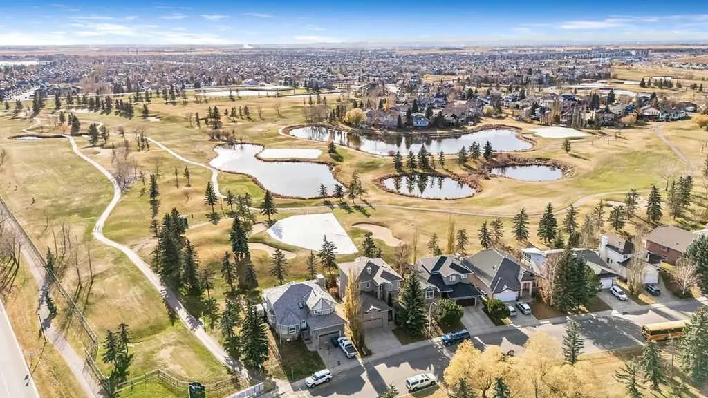 109 Lakeside Greens Drive Chestermere AB T1X1B9