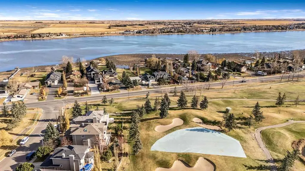 109 Lakeside Greens Drive Chestermere AB T1X1B9