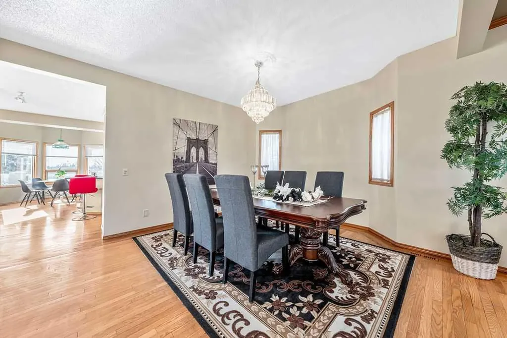 109 Lakeside Greens Drive Chestermere AB T1X1B9