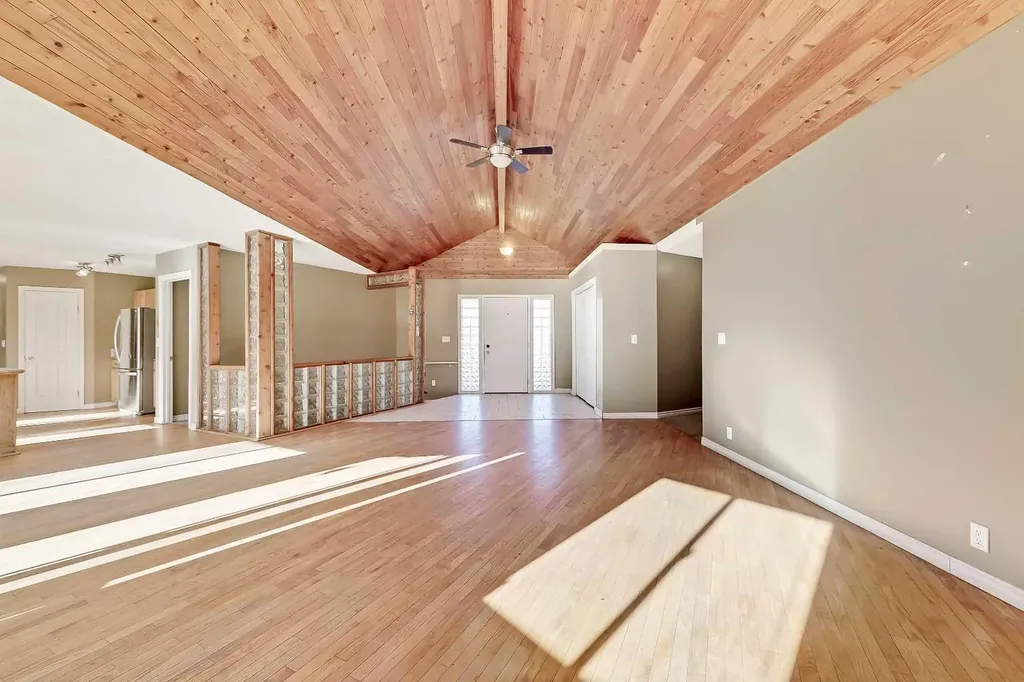 298042 218 Street W Rural Foothills County AB T1S2Y6