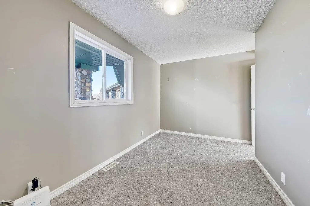 298042 218 Street W Rural Foothills County AB T1S2Y6