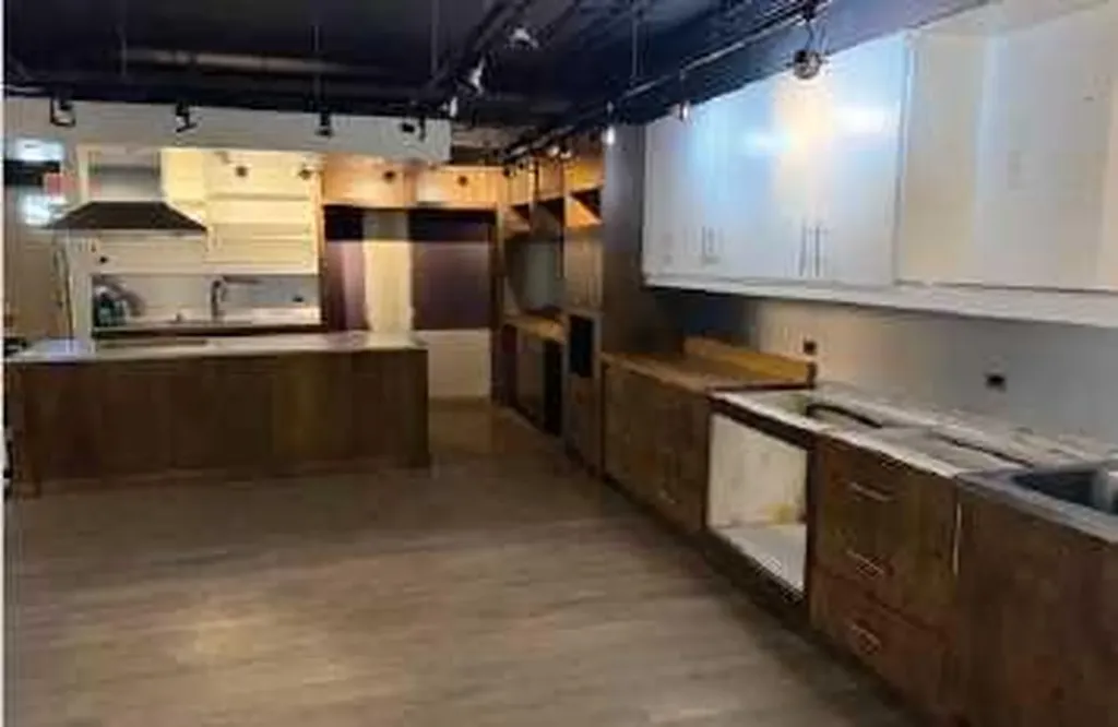 227 10 Street NW Calgary AB T2N1V5