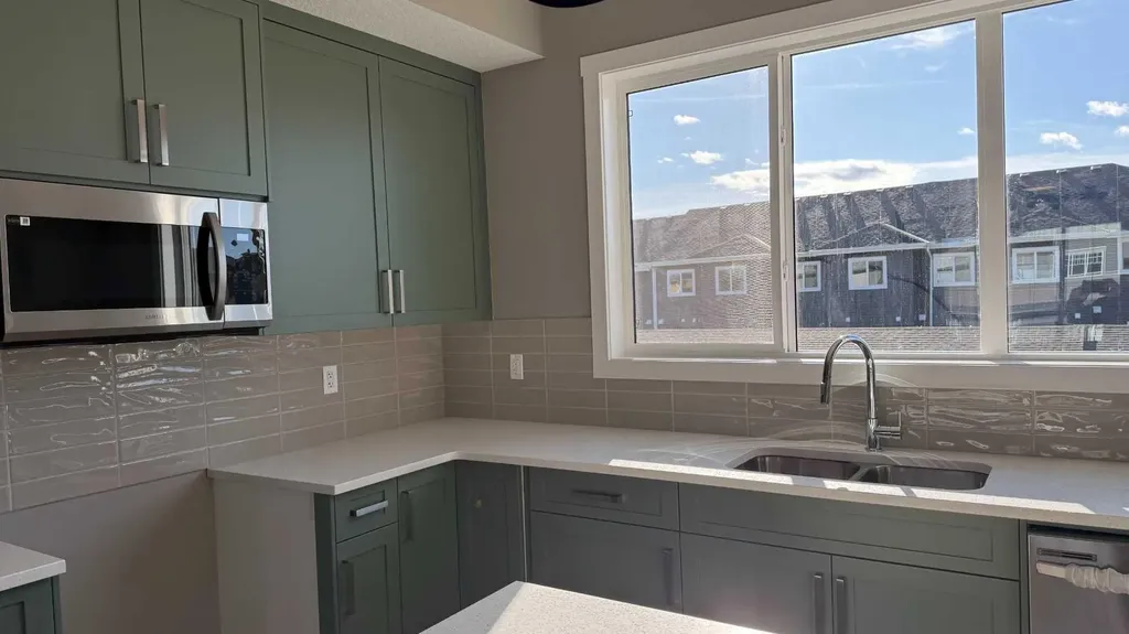 16 Sundown Place Cochrane AB T4C 3H2