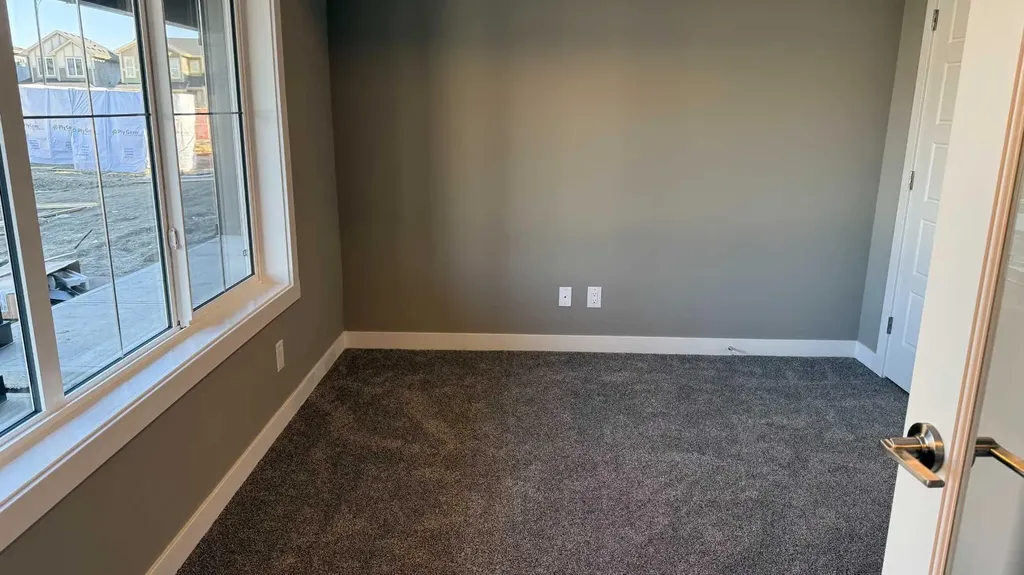 16 Sundown Place Cochrane AB T4C 3H2