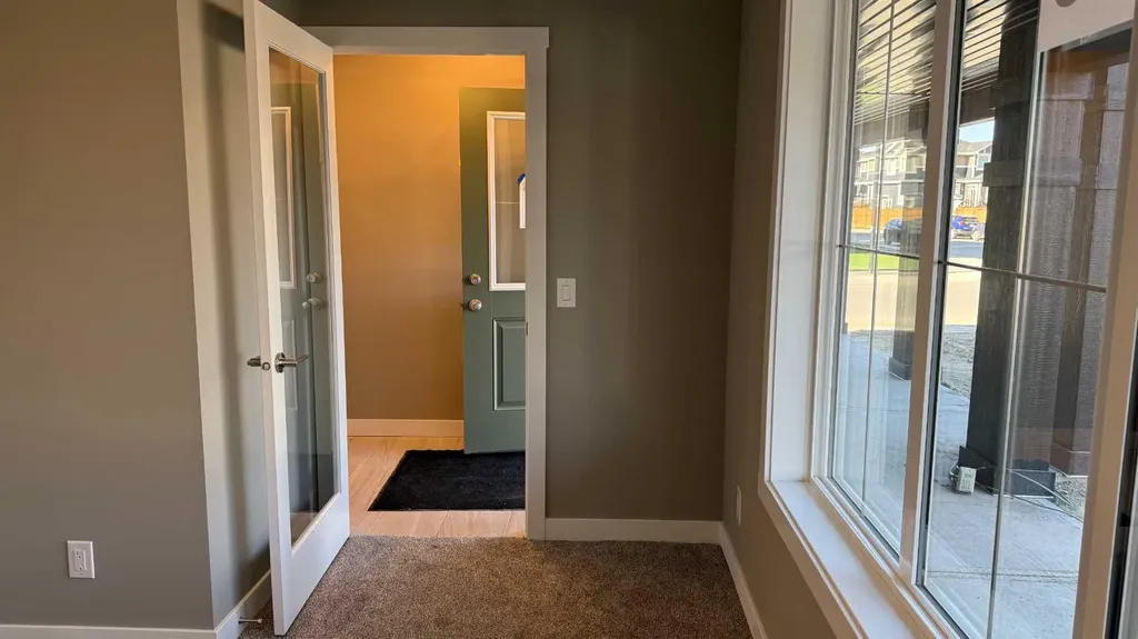 16 Sundown Place Cochrane AB T4C 3H2