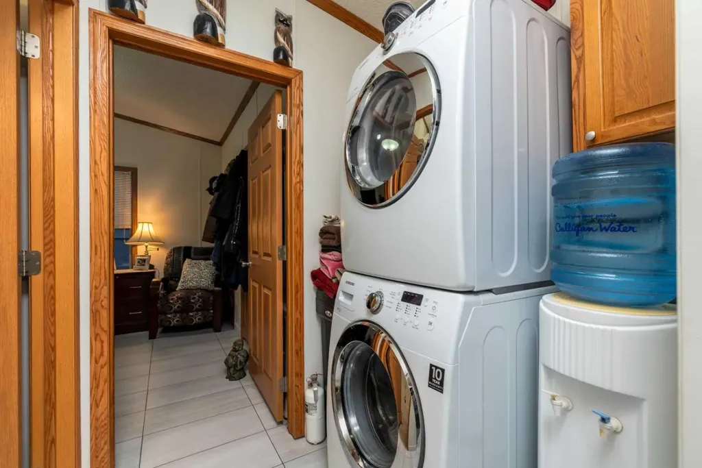 207 2 Street E Lashburn SK S0M 1H0