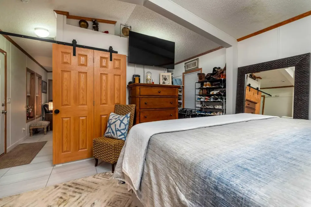 207 2 Street E Lashburn SK S0M 1H0