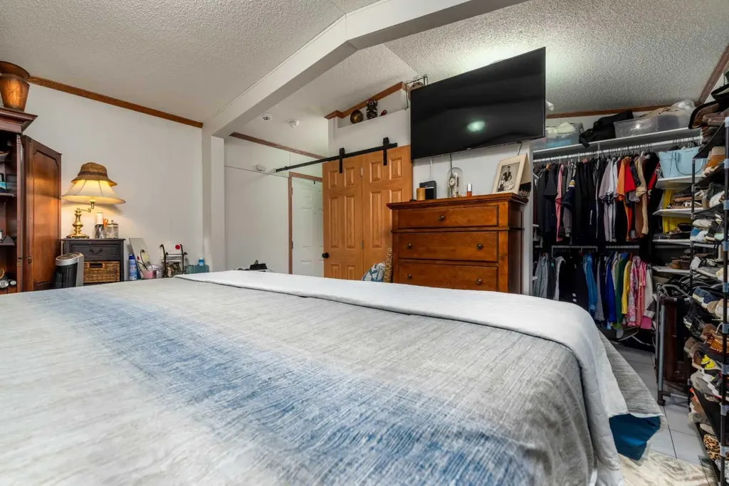 207 2 Street E Lashburn SK S0M 1H0