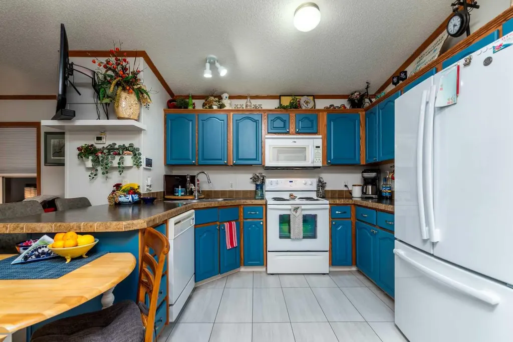 207 2 Street E Lashburn SK S0M 1H0