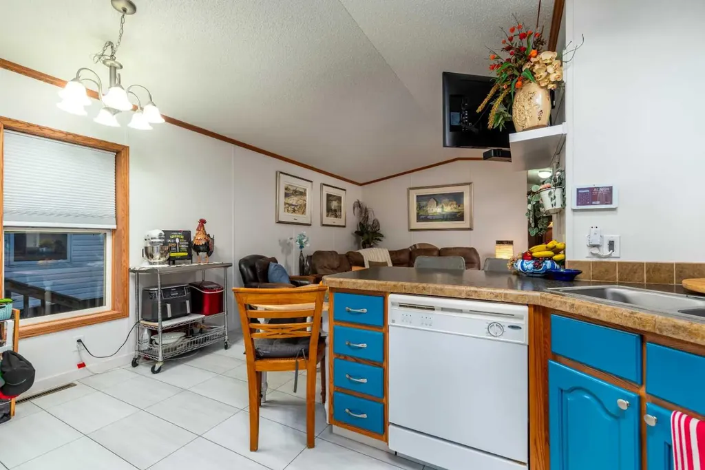 207 2 Street E Lashburn SK S0M 1H0