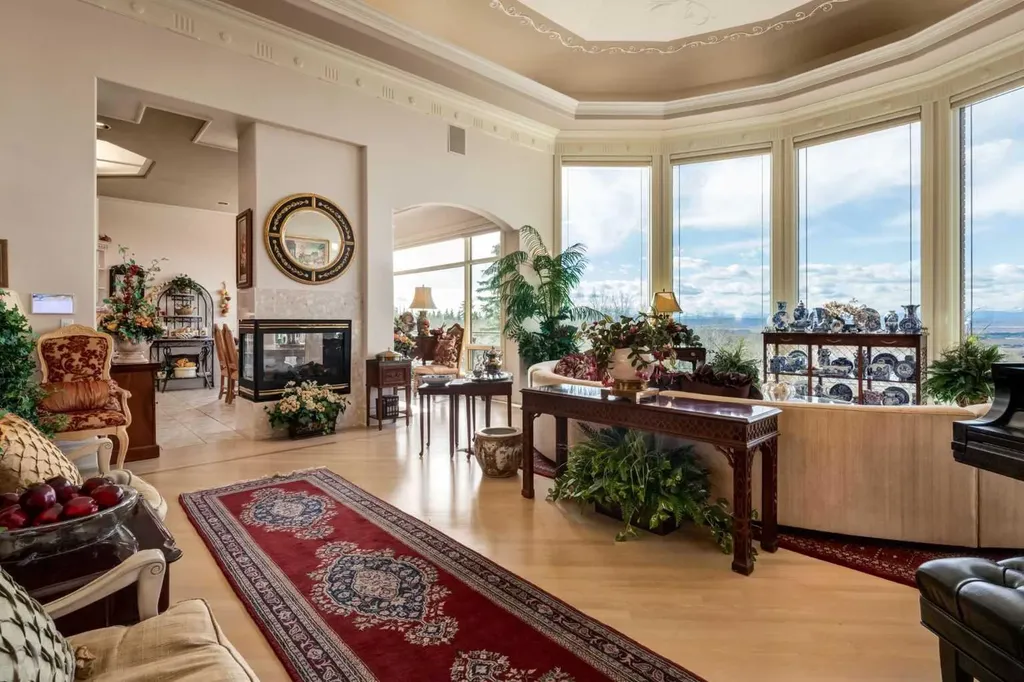 31 Pinnacle Ridge Drive SW Rural Rocky View County AB T3Z 3N7