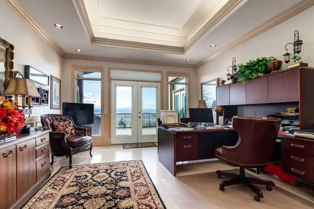 31 Pinnacle Ridge Drive SW Rural Rocky View County AB T3Z 3N7