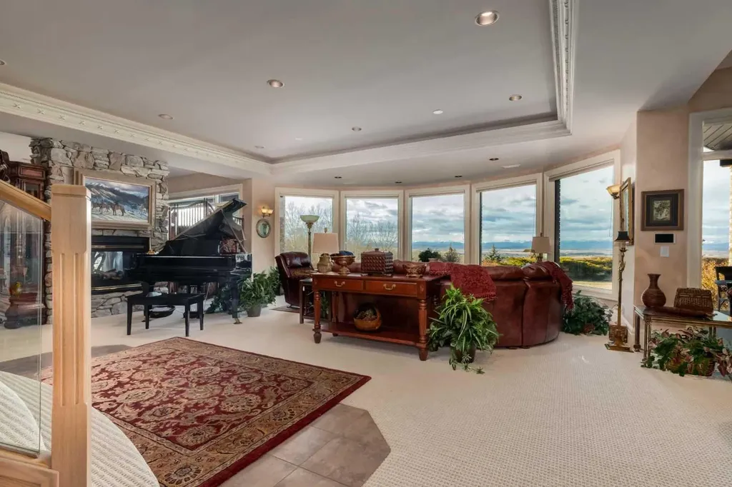 31 Pinnacle Ridge Drive SW Rural Rocky View County AB T3Z 3N7