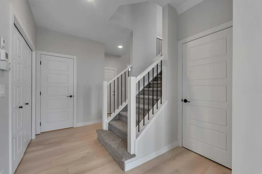 1172 Iron Ridge Avenue Crossfield AB T0M 0S0