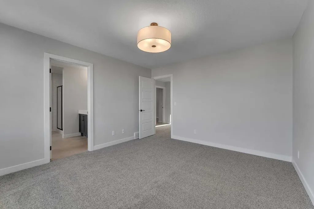 1172 Iron Ridge Avenue Crossfield AB T0M 0S0
