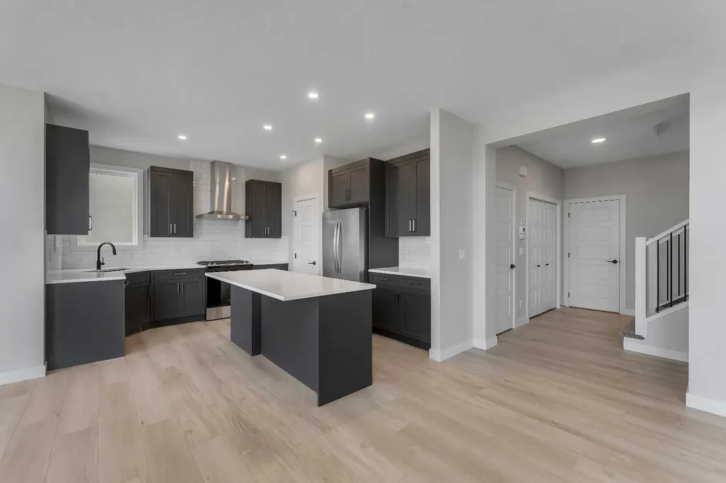 1172 Iron Ridge Avenue Crossfield AB T0M 0S0