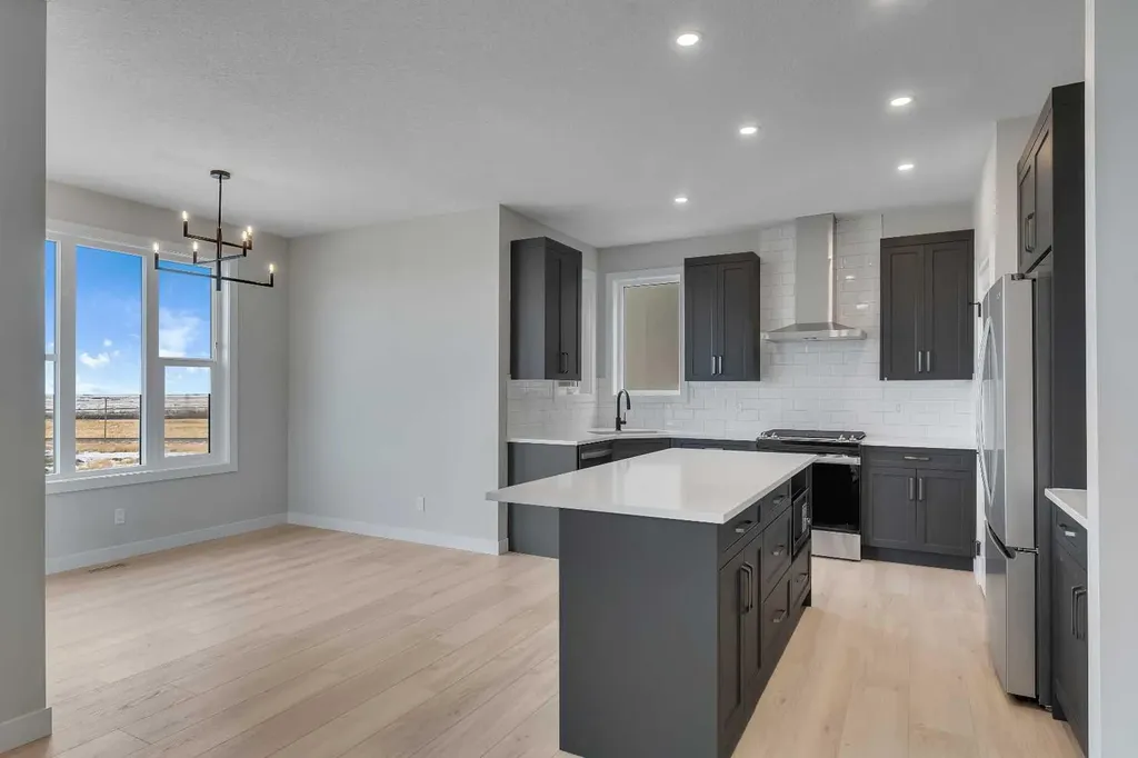 1172 Iron Ridge Avenue Crossfield AB T0M 0S0
