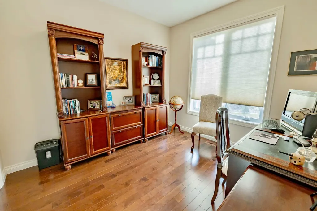 15 Chinook Heights S Lethbridge AB T1K6T6