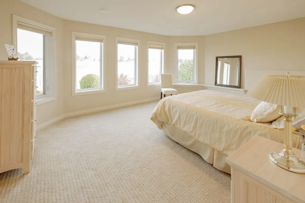 15 Chinook Heights S Lethbridge AB T1K6T6