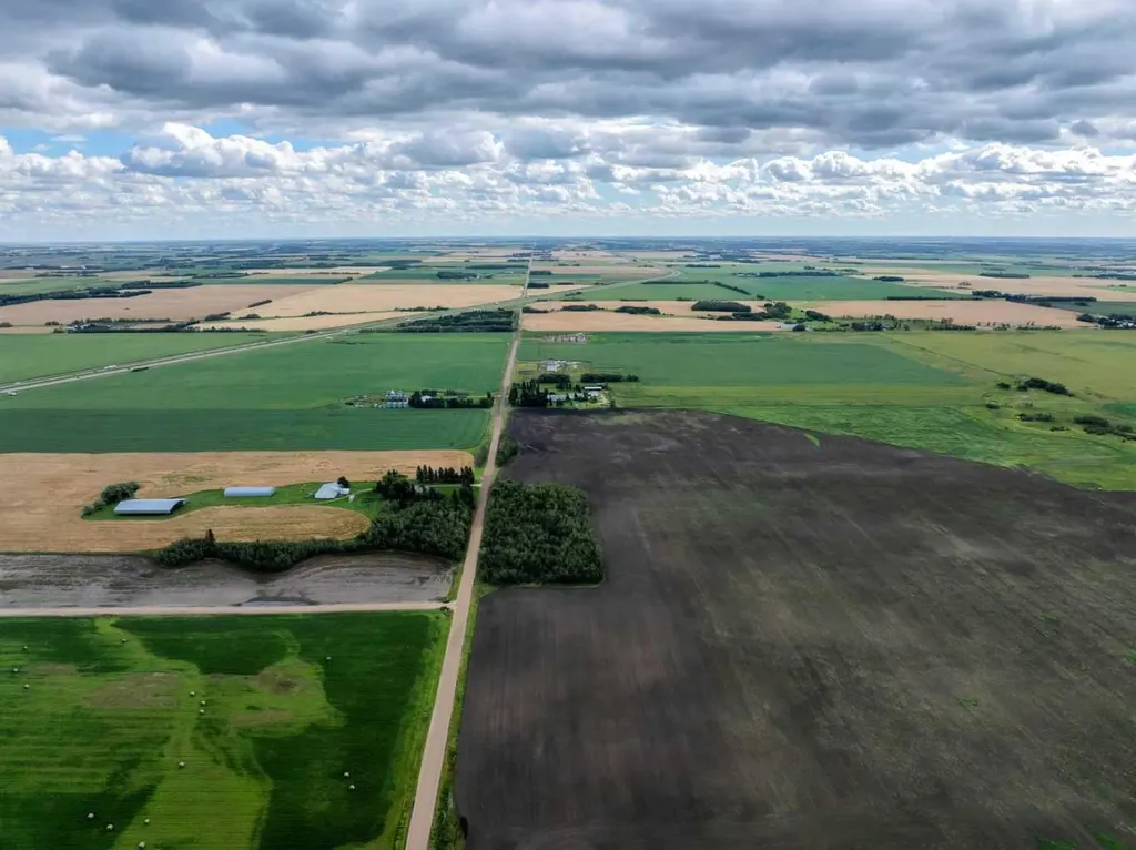 Range Road 253 Road Rural Leduc County AB T4X 2L1