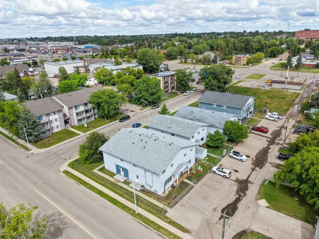 10029 105 Avenue Grande Prairie AB T8V 1H2