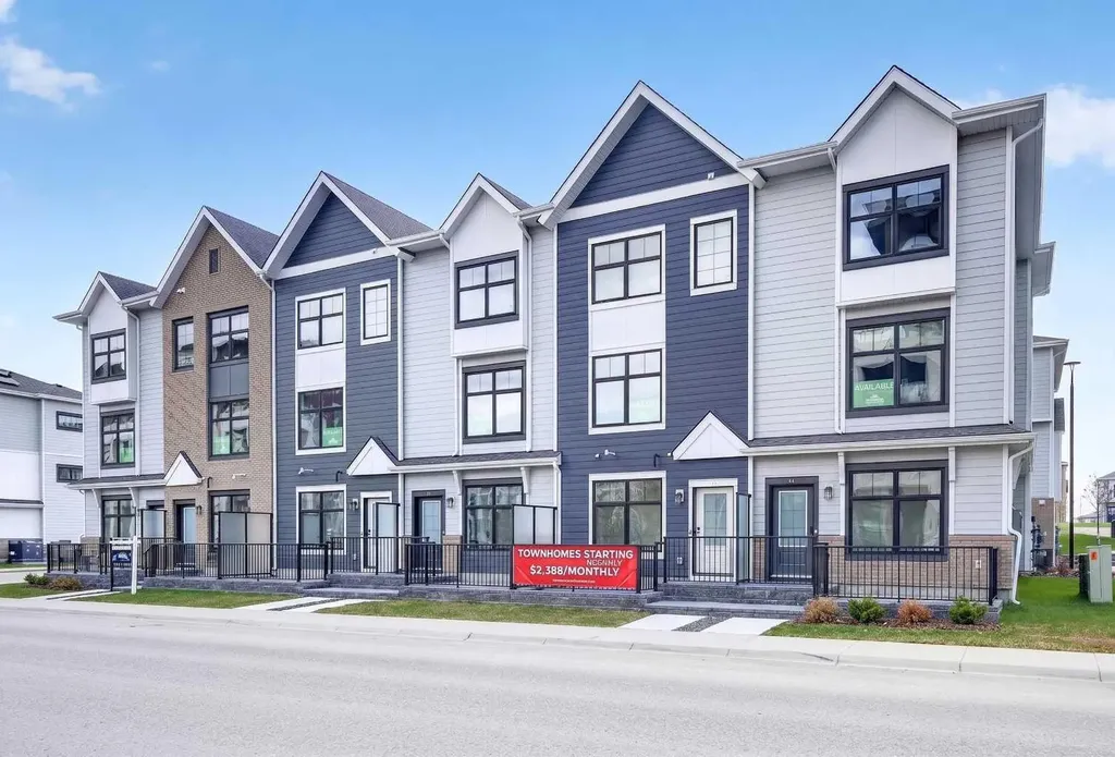 157 Mahogany Gardens SE Calgary AB T3M 3Y2