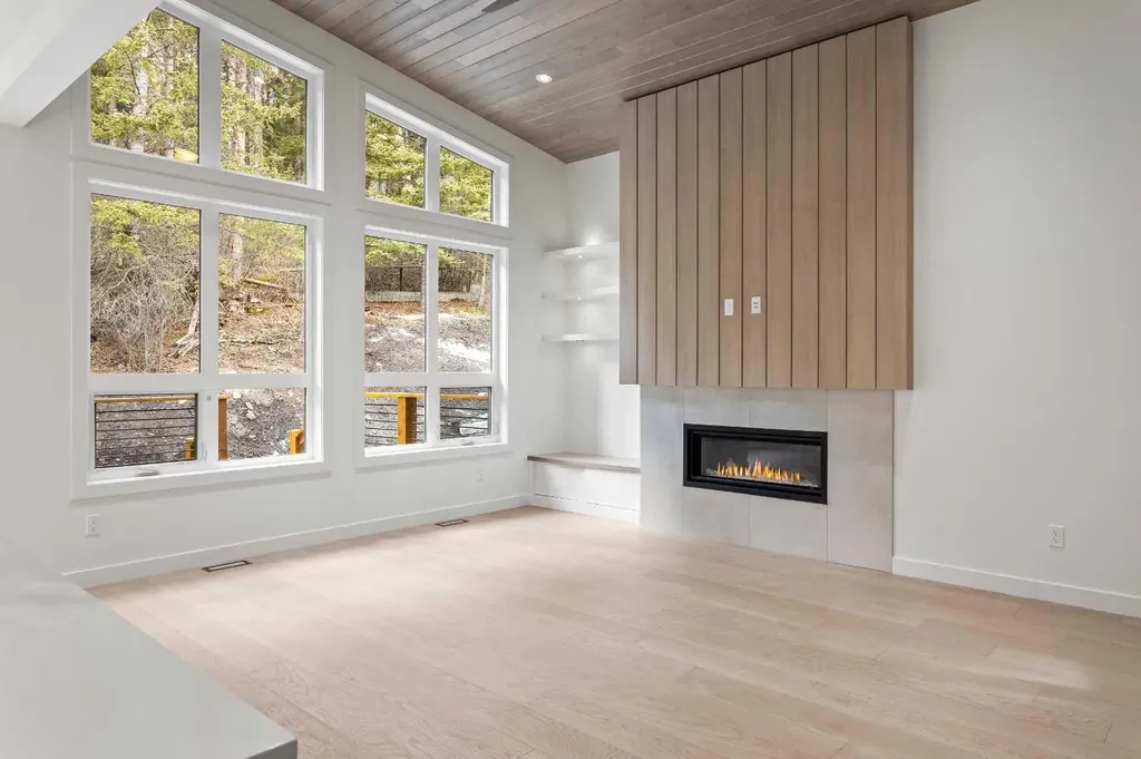 249B Three Sisters Drive Canmore AB T1W 2M4