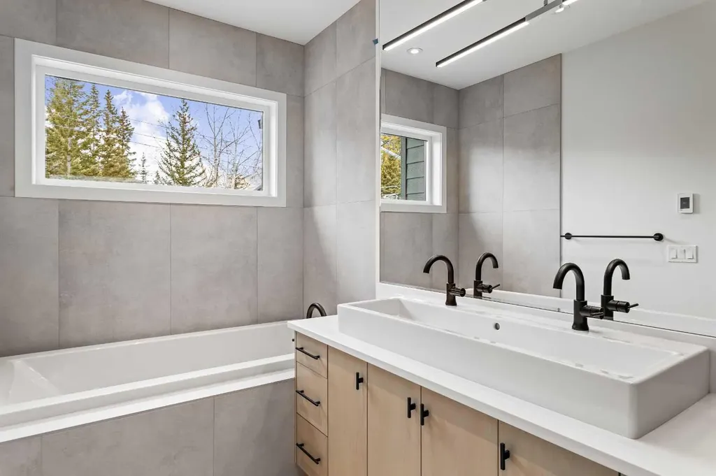 249B Three Sisters Drive Canmore AB T1W 2M4