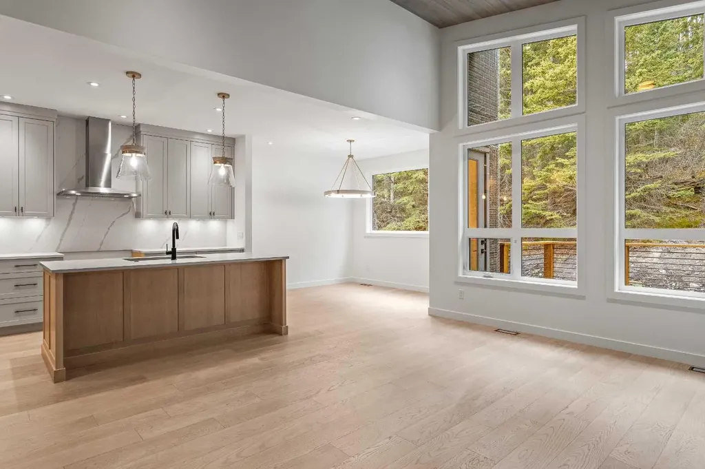 249B Three Sisters Drive Canmore AB T1W 2M4
