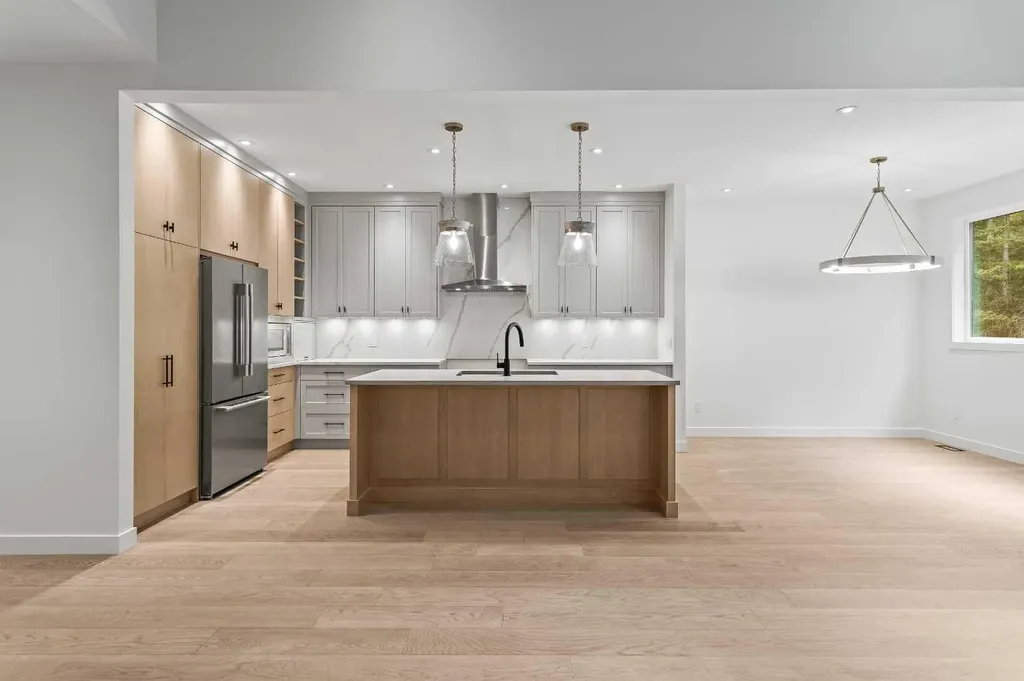 249B Three Sisters Drive Canmore AB T1W 2M4
