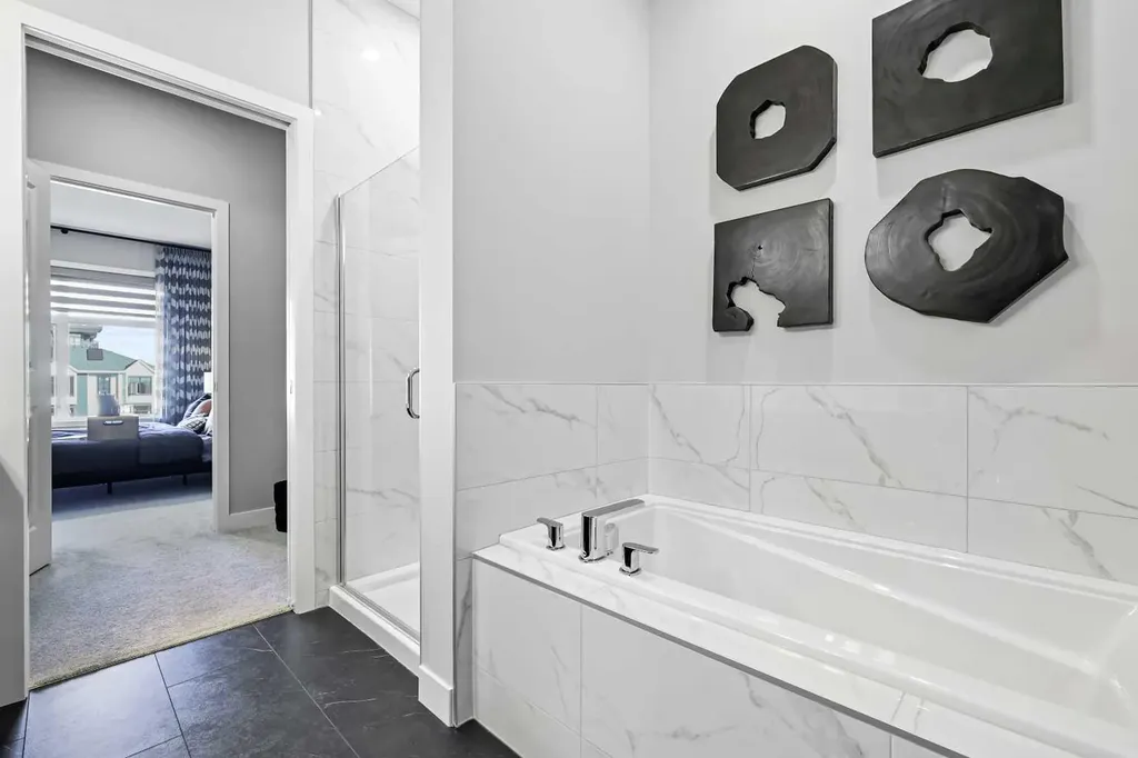 595 Mahogany Road SE Calgary AB T3M 3Y3