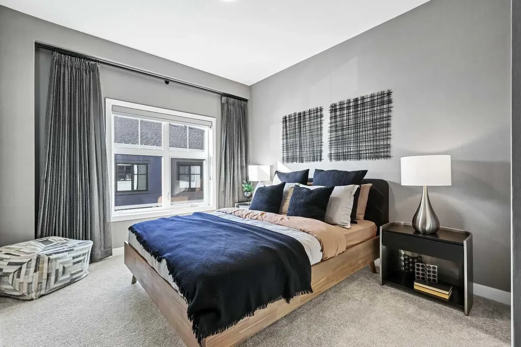 595 Mahogany Road SE Calgary AB T3M 3Y3