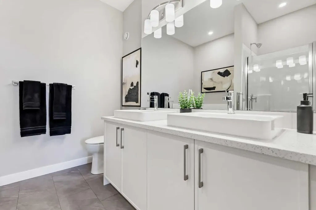 185 Mahogany Gardens SE Calgary AB T3M 3Y2