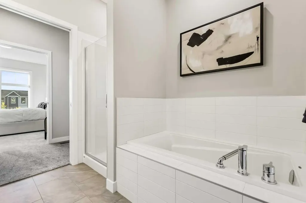185 Mahogany Gardens SE Calgary AB T3M 3Y2