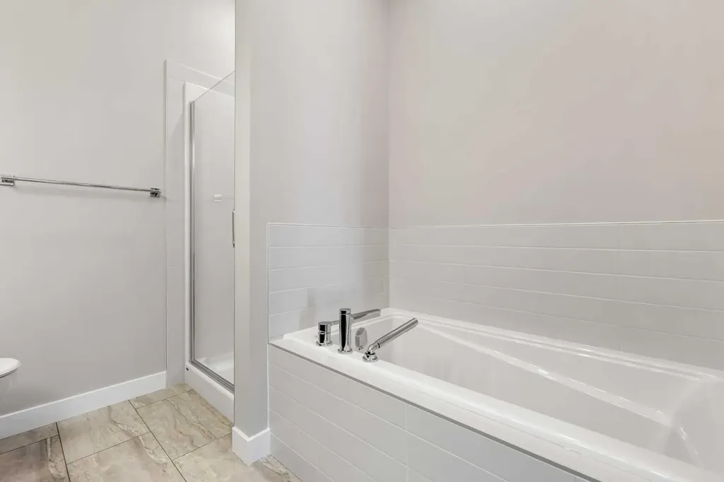153 Mahogany Gardens SE Calgary AB T3M 3Y2