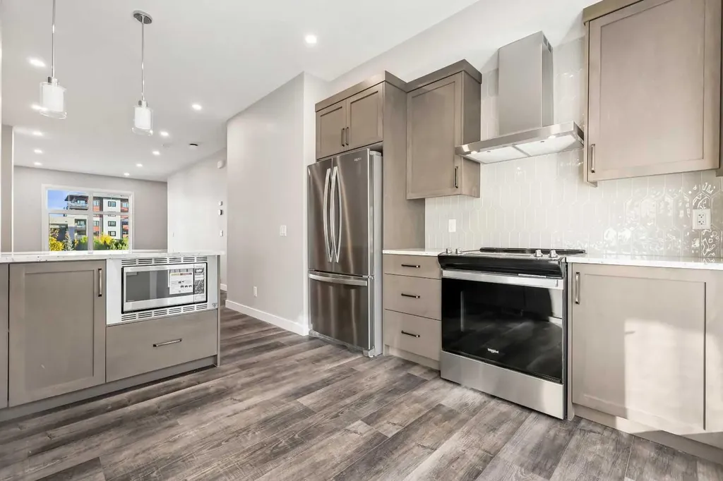 153 Mahogany Gardens SE Calgary AB T3M 3Y2